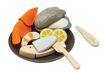 картинка Игровой набор Plan Toys «Морепродукты», серия KITCHEN от магазина konik.ru